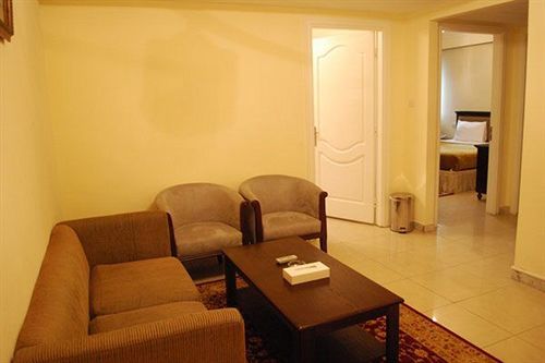 Liwa Apartments 阿布扎比 外观 照片